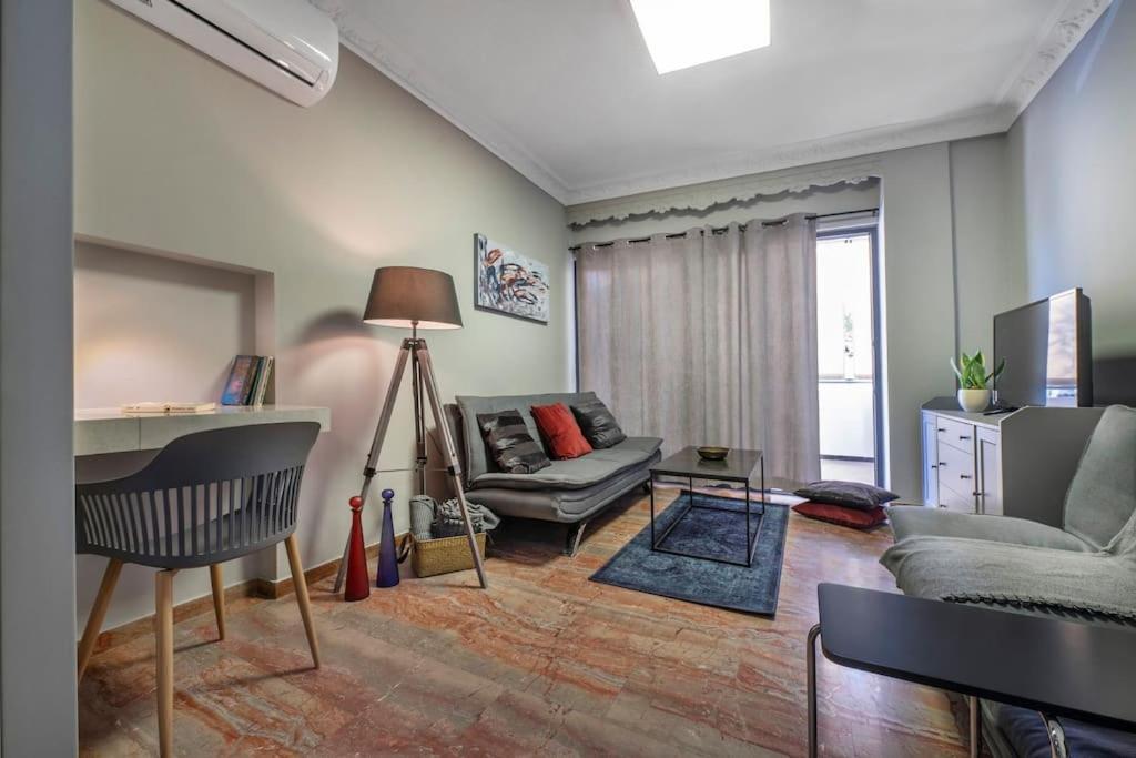Beautiful Apt In Glyfada Center, Papandreou Street Atina Dış mekan fotoğraf