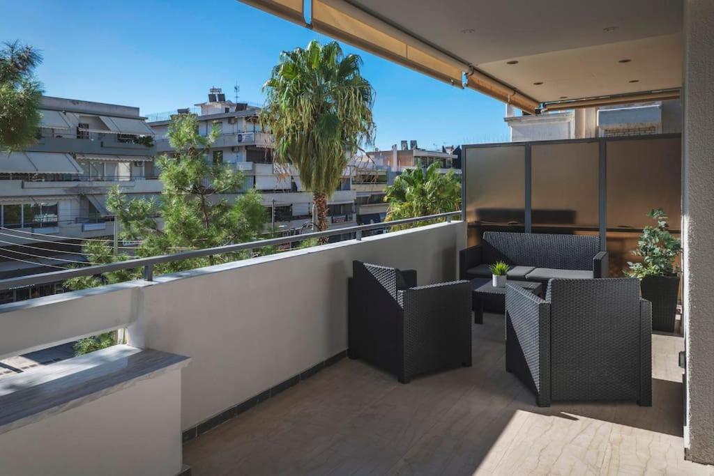 Beautiful Apt In Glyfada Center, Papandreou Street Atina Dış mekan fotoğraf